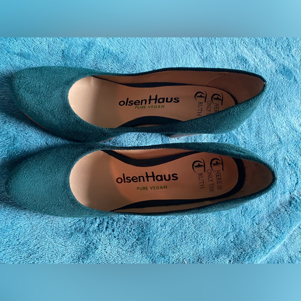 olsen Haus Vegan heels